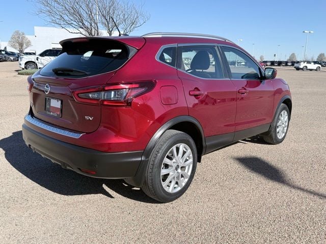 2022 Nissan Rogue Sport SV