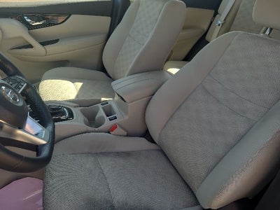 2022 Nissan Rogue Sport SV
