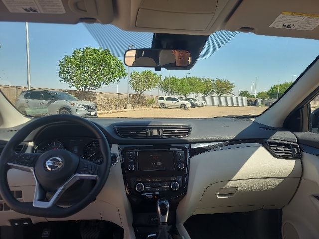 2022 Nissan Rogue Sport SV
