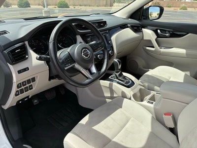 2022 Nissan Rogue Sport SV