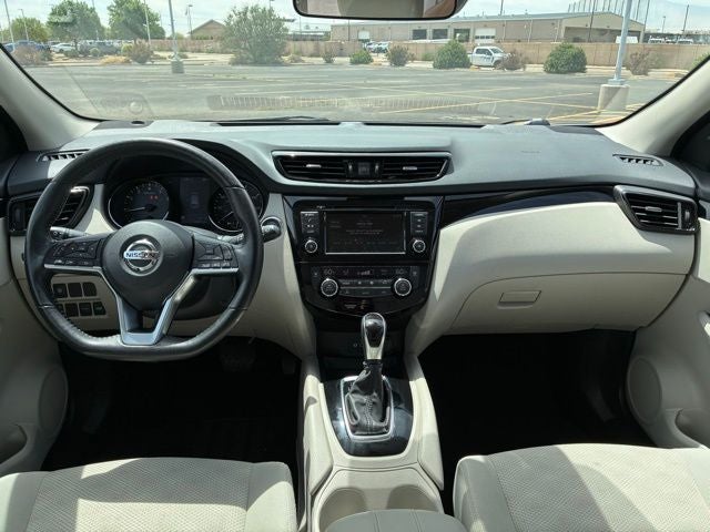 2022 Nissan Rogue Sport SV