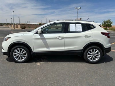 2022 Nissan Rogue Sport SV