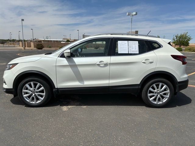 2022 Nissan Rogue Sport SV