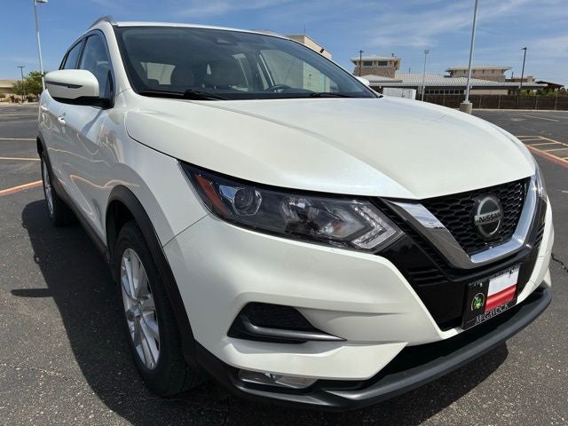 2022 Nissan Rogue Sport SV
