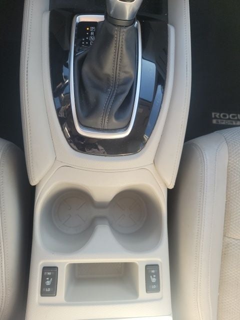 2020 Nissan Rogue Sport SV