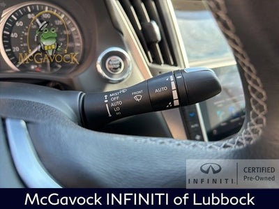 2022 INFINITI Q60 LUXE