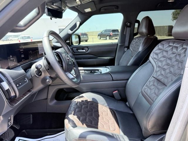 2025 Nissan Armada Platinum Reserve