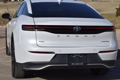 2023 Toyota Toyota Crown LTD Limited