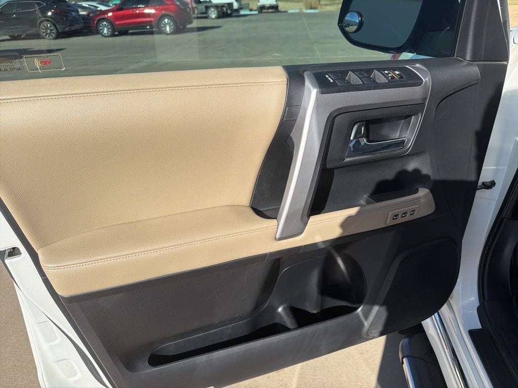 2019 Toyota 4RUNNER SR5