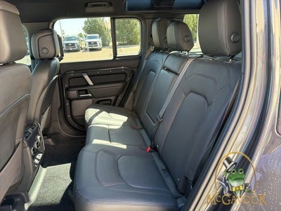 2024 Land Rover Defender 110 Carpathian Edition