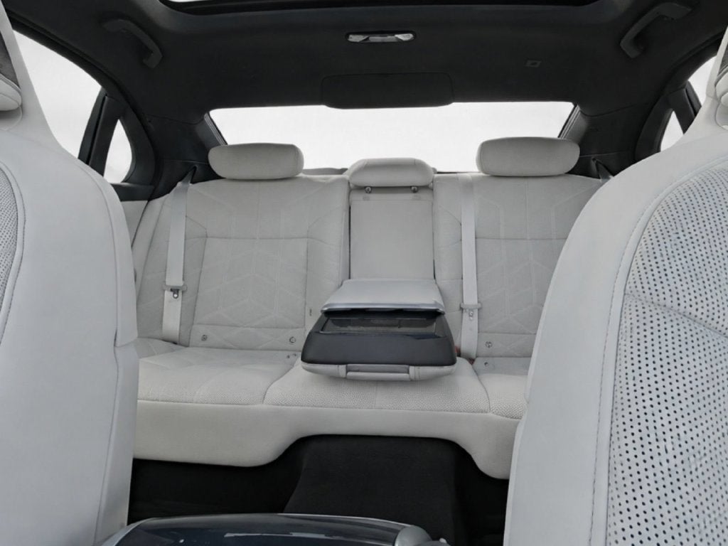 2025 BMW 760i 760i xDrive