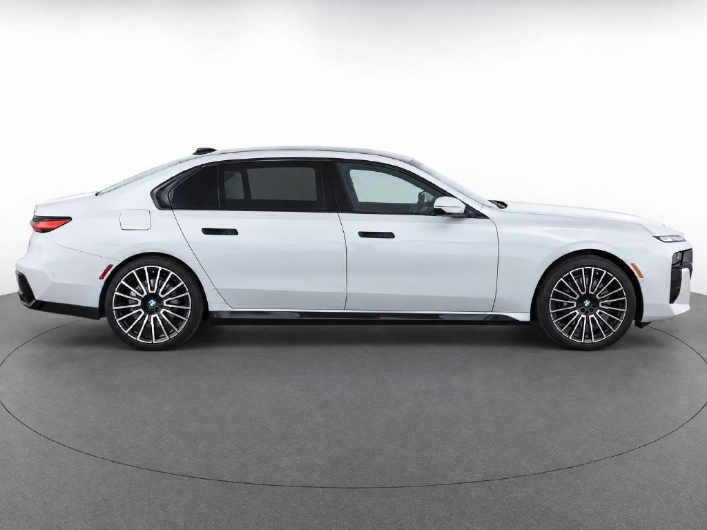 2025 BMW 760i 760i xDrive