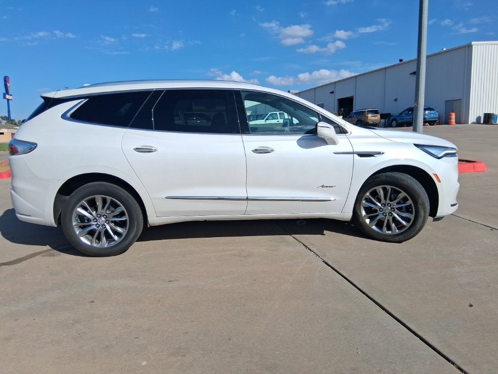2024 Buick Enclave Avenir