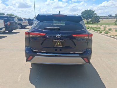2021 Toyota Highlander Platinum