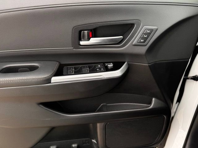 2025 Toyota Sienna Limited