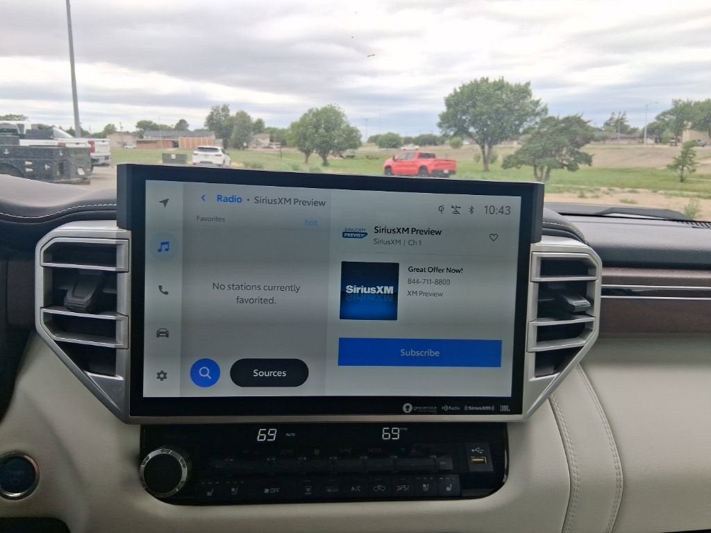 2023 Toyota Tundra 4WD Capstone Hybrid